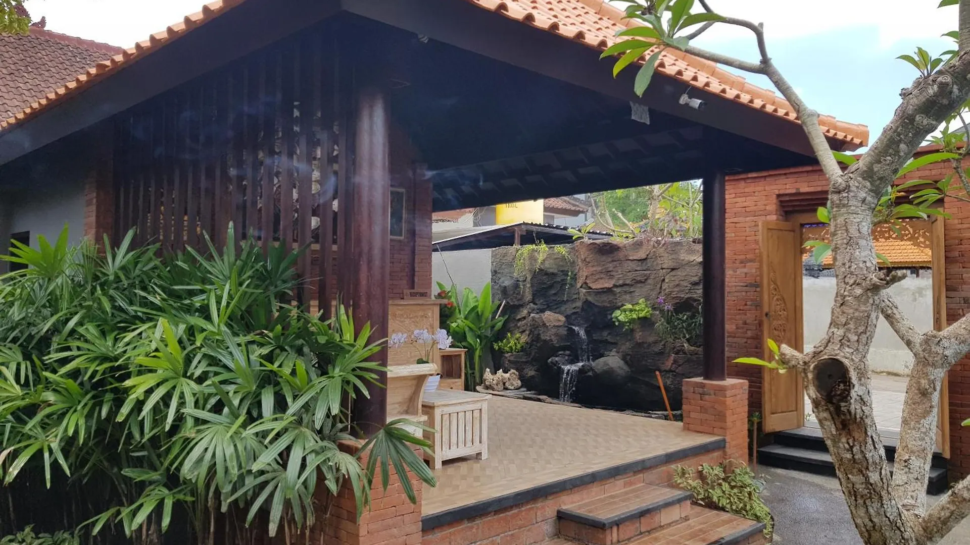 פארק נופש Poedja Villa Jimbaran